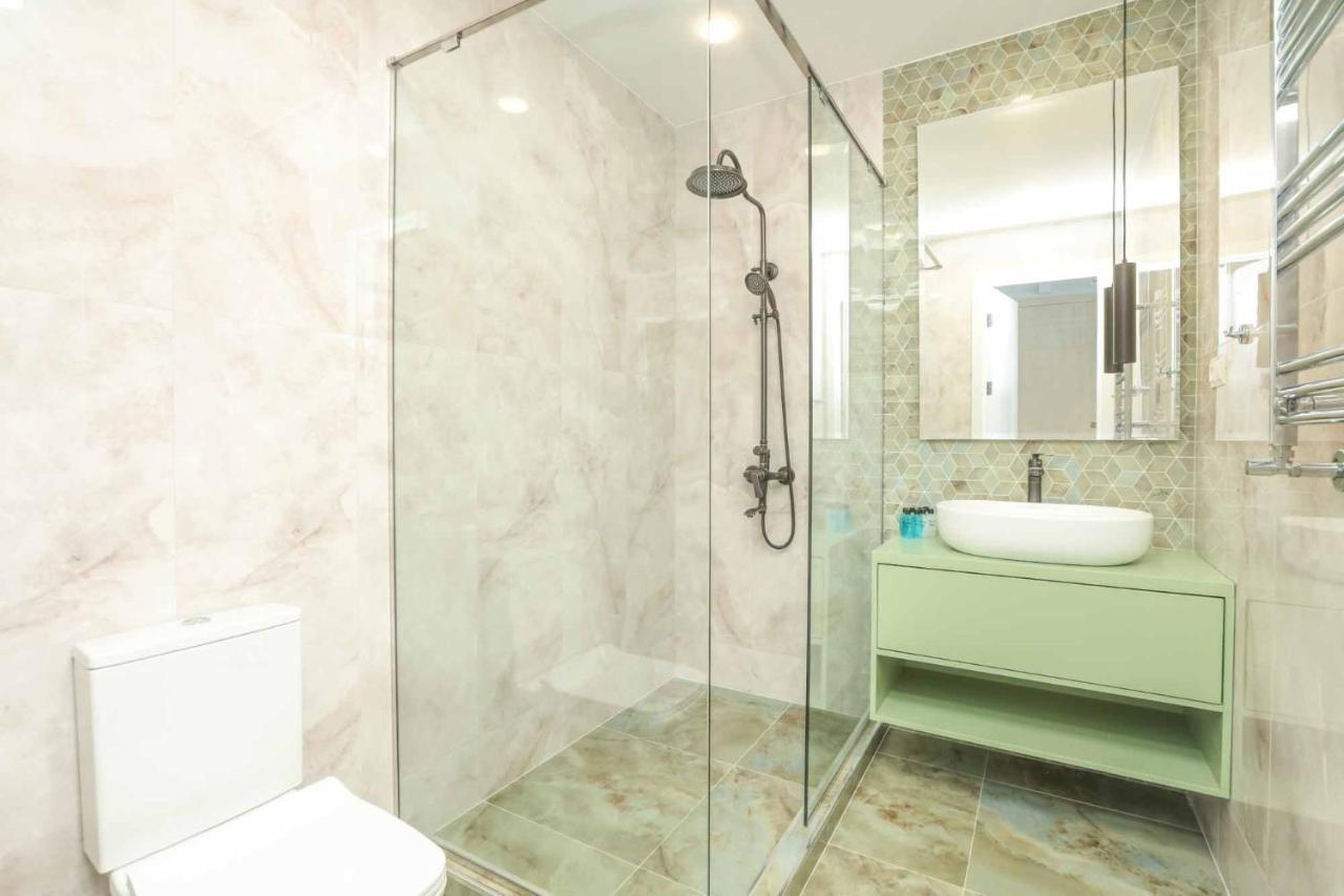Stay Inn Apartments on Amiryan 26/4 Yerevan Bagian luar foto