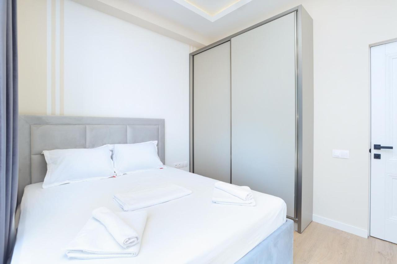Stay Inn Apartments on Amiryan 26/4 Yerevan Bagian luar foto