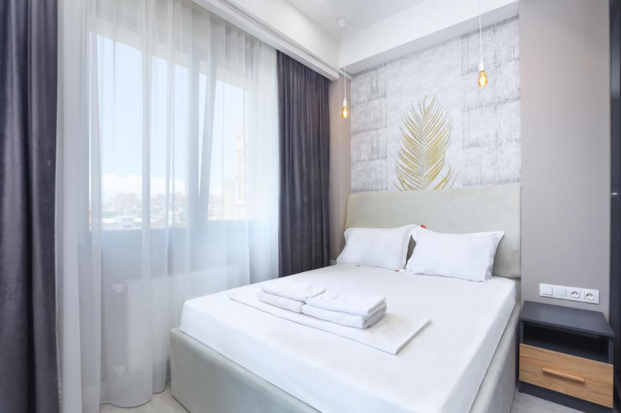 Stay Inn Apartments on Amiryan 26/4 Yerevan Bagian luar foto