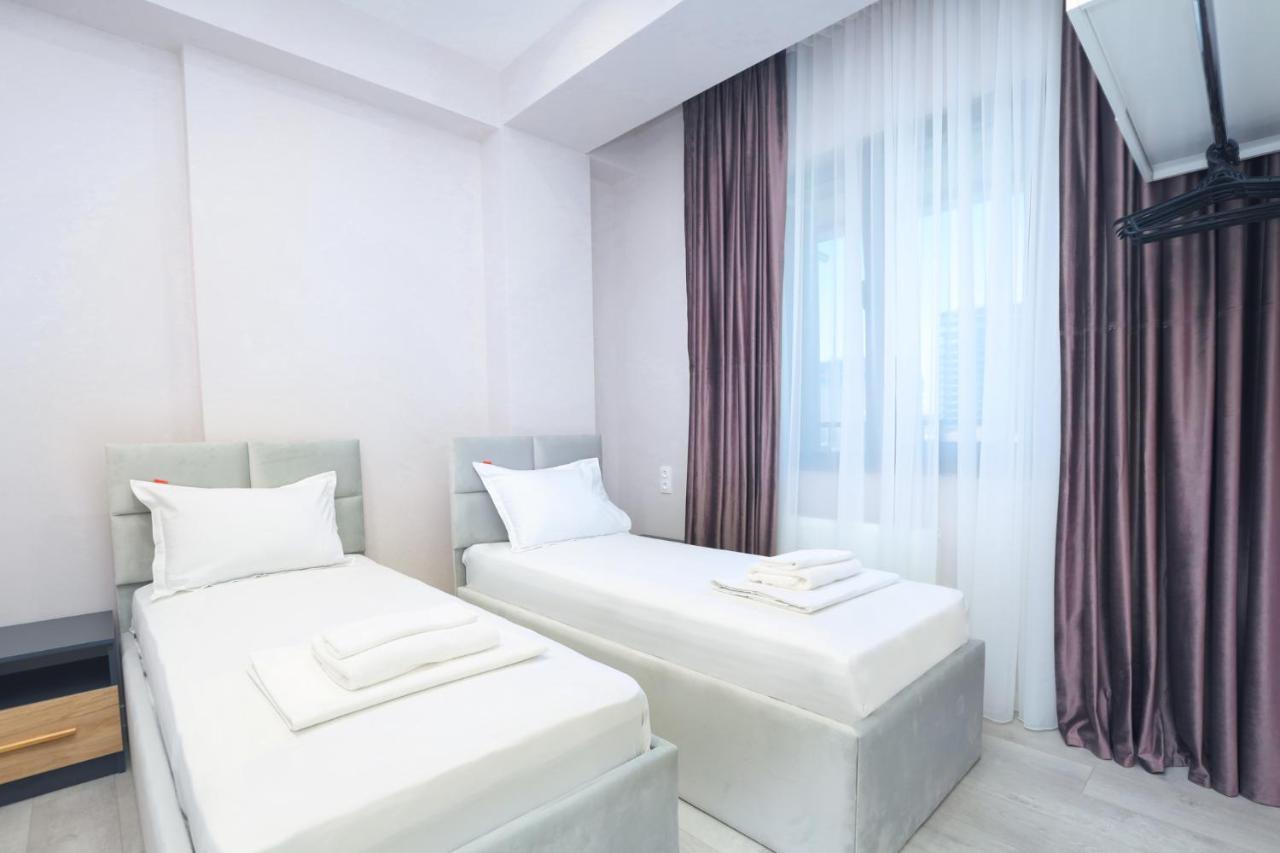 Stay Inn Apartments on Amiryan 26/4 Yerevan Bagian luar foto
