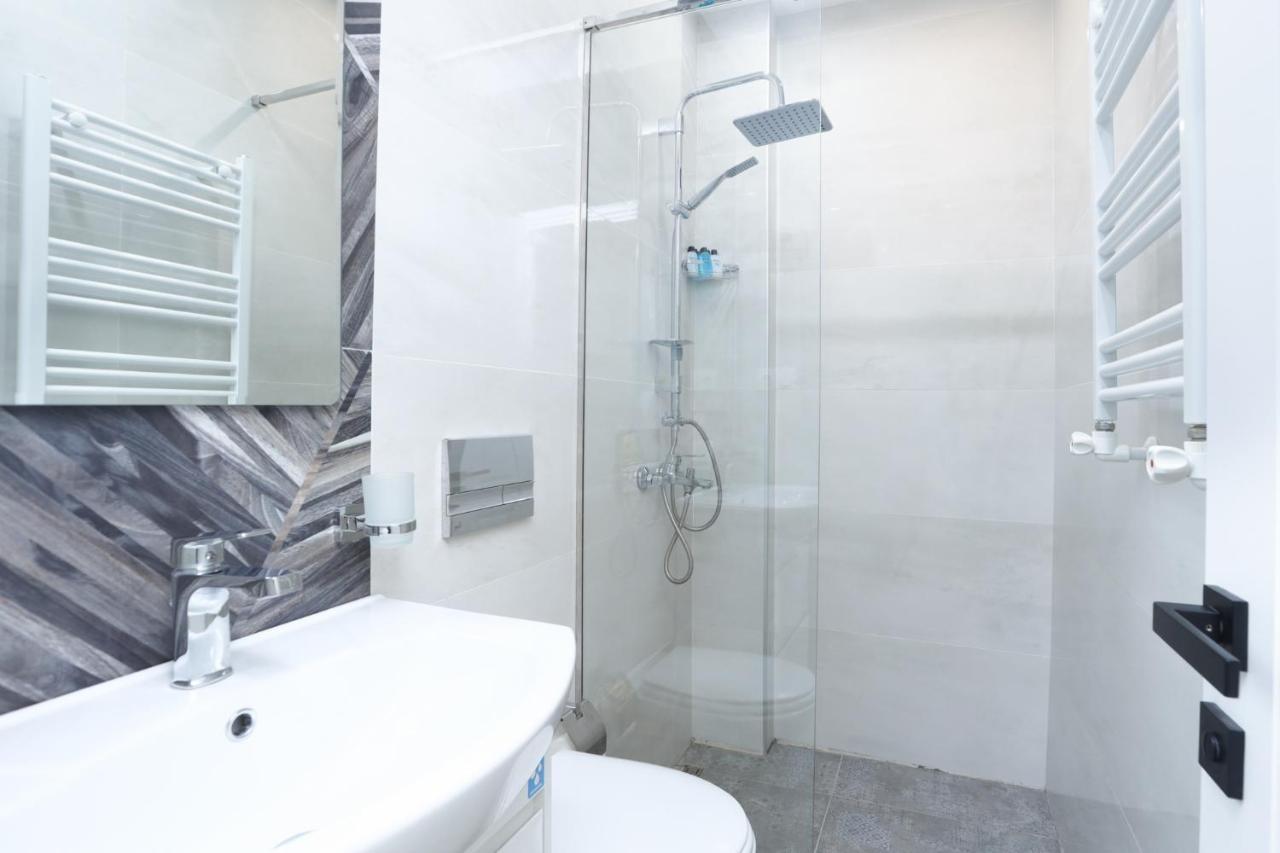 Stay Inn Apartments on Amiryan 26/4 Yerevan Bagian luar foto